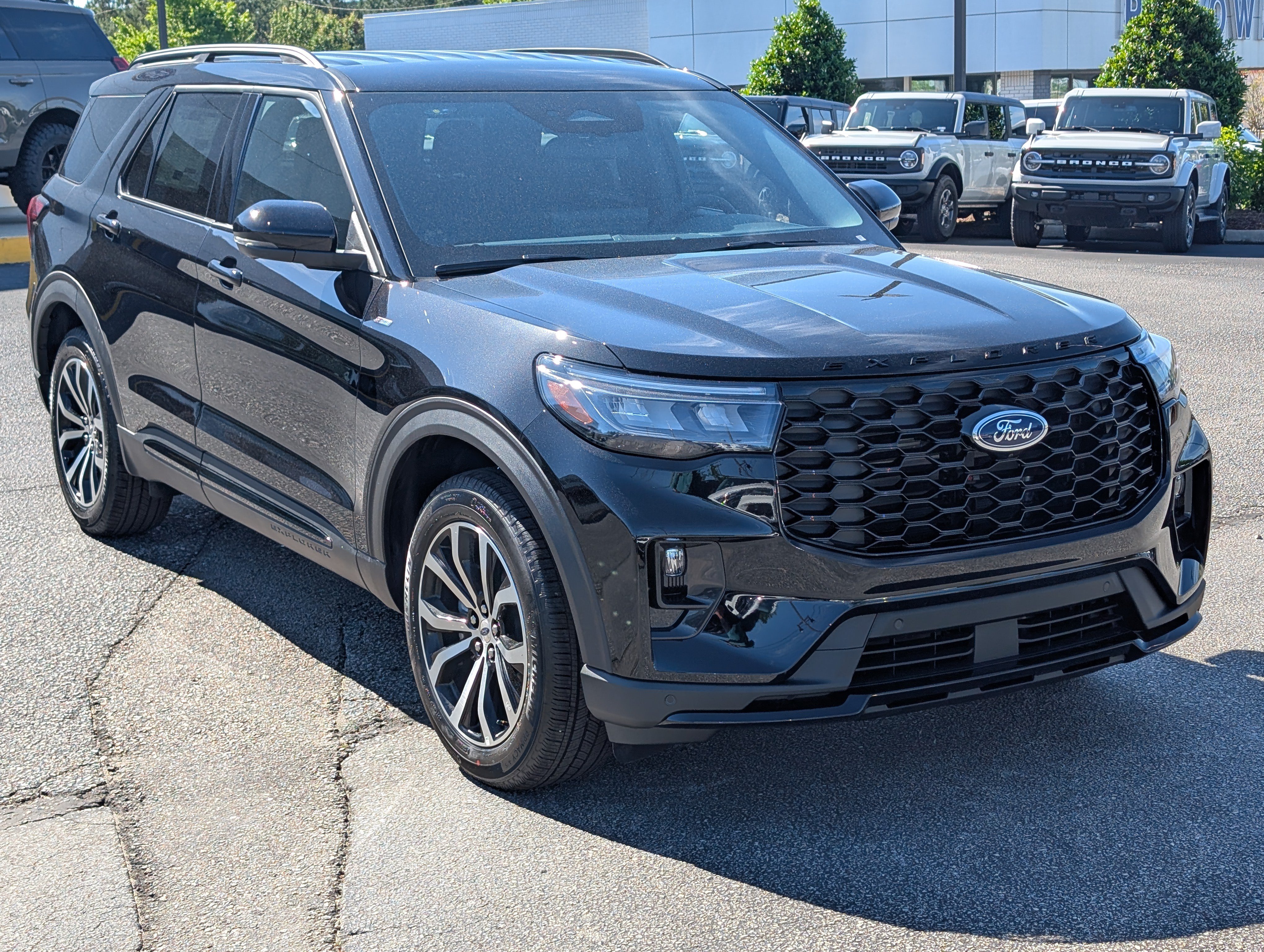 New 2026 Ford Explorer ST-Line RWD image 4