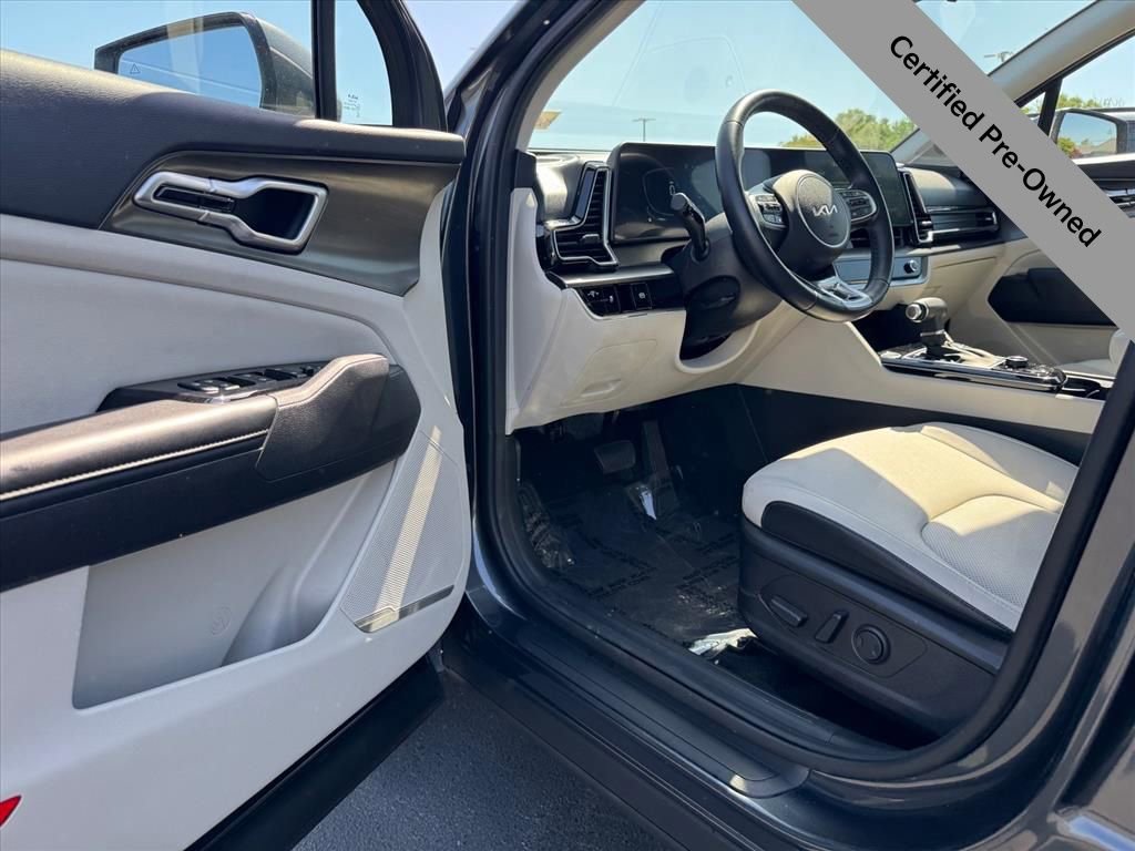Certified 2024 Kia Sportage EX image 13