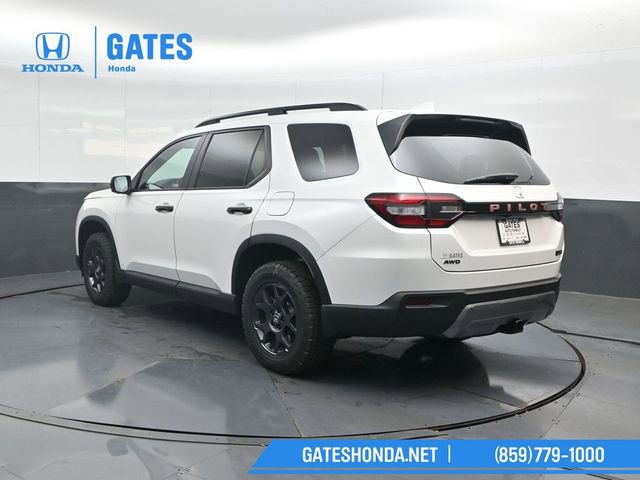 New 2026 Honda Pilot TrailSport image 8