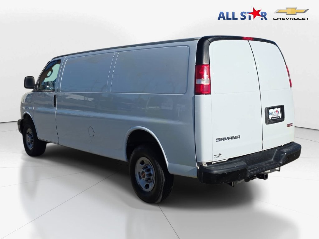Used 2022 GMC Savana 3500 Extended RWD image 6