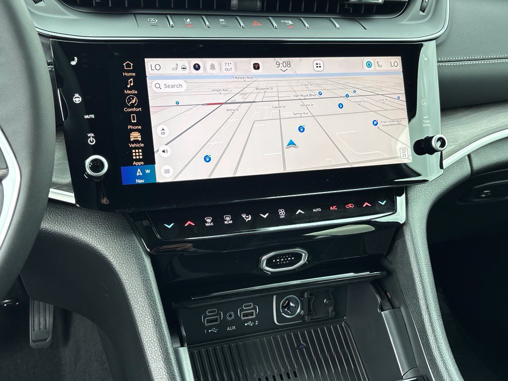 New 2027 Jeep Grand Cherokee Limited AWD/4WD image 17