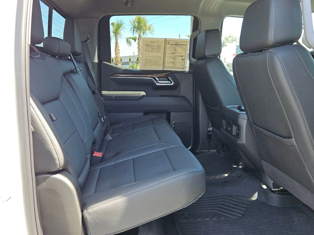 Used 2025 Chevrolet Silverado 1500 LT Trail Boss w/ Convenience Package II image 14