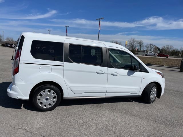 Used 2023 Ford Transit Connect XLT image 13