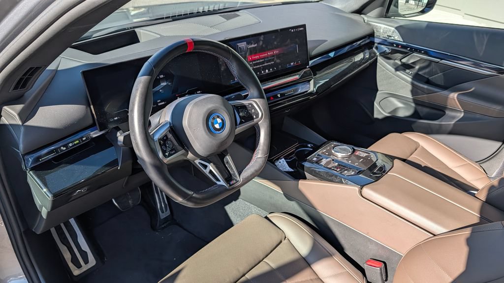 Used 2024 BMW i5 M60 w/ Premium Package AWD/4WD image 3