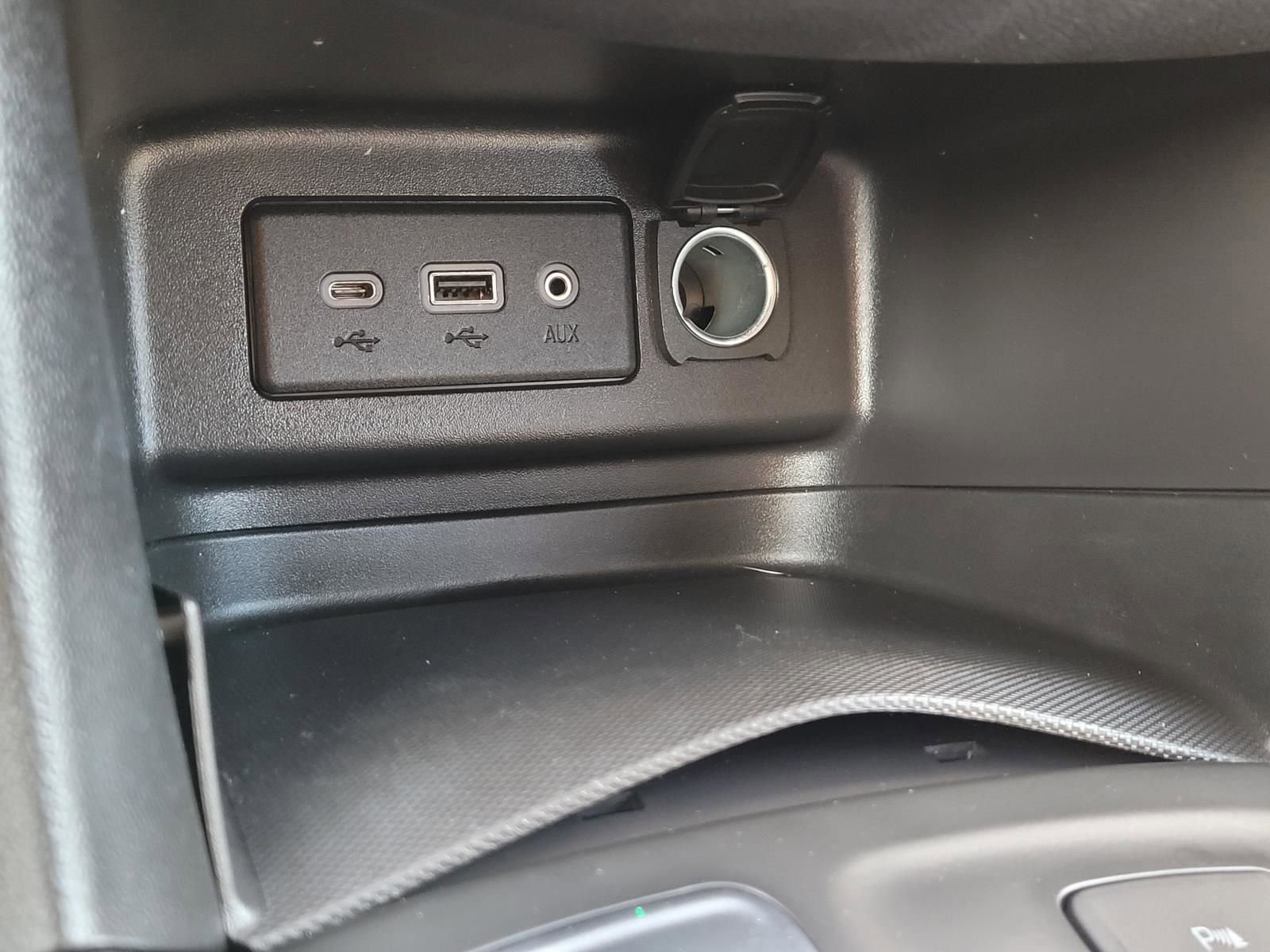 Used 2024 Chevrolet Equinox LT image 26