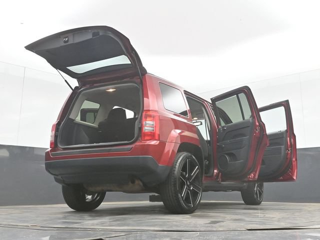 Used 2016 Jeep Patriot Sport FWD image 49