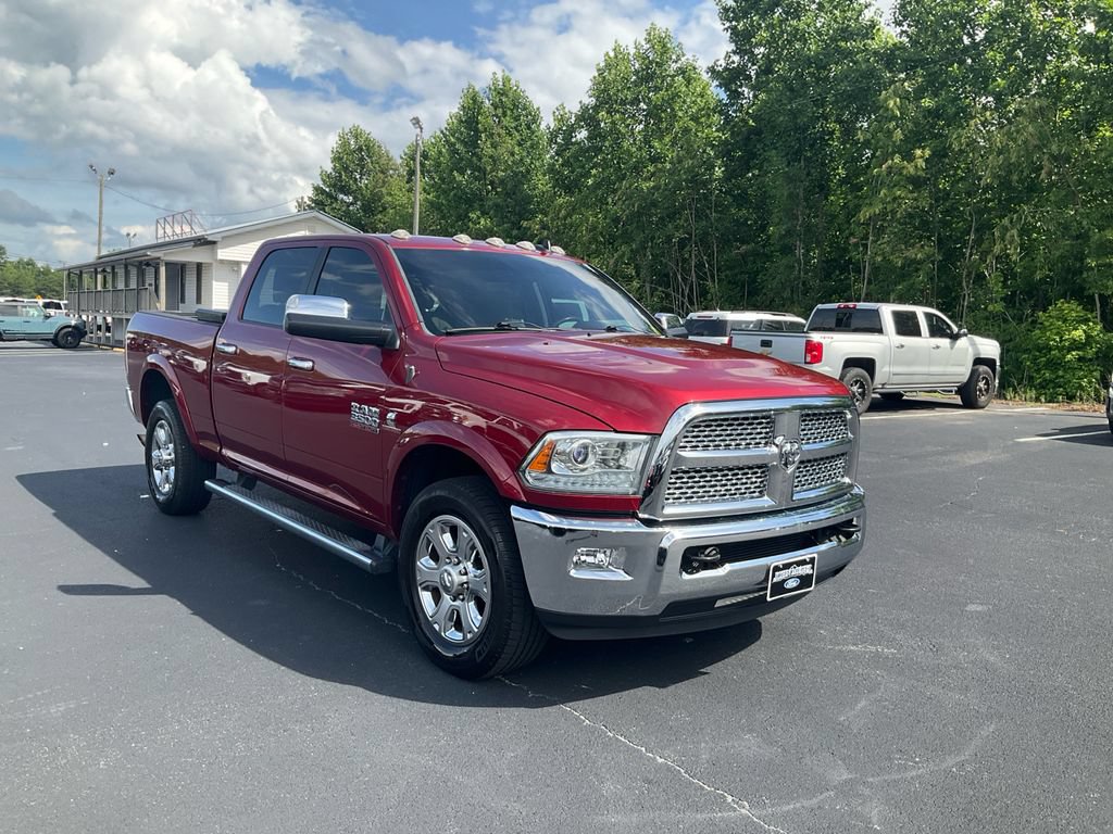 Used 2014 RAM 3500 Laramie RWD image 3