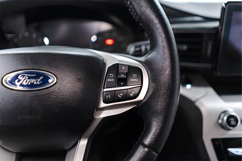 Used 2023 Ford Explorer XLT w/ Equipment Group 202A image 12