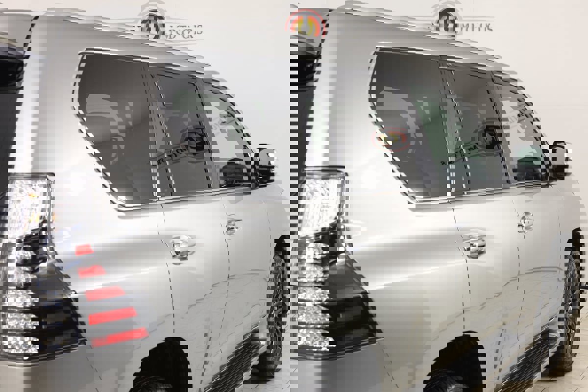 Used 2023 Lexus GX 460 Luxury w/ Sport Design Package image 42