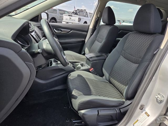 Used 2018 Nissan Rogue S image 9