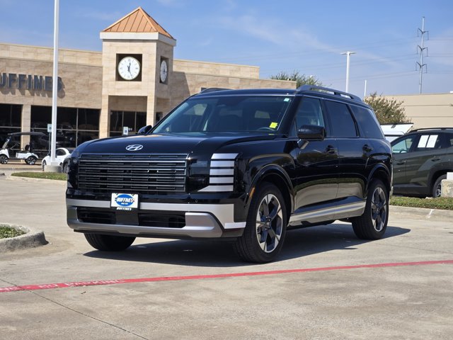 Certified 2026 Hyundai Palisade Limited AWD/4WD image 3