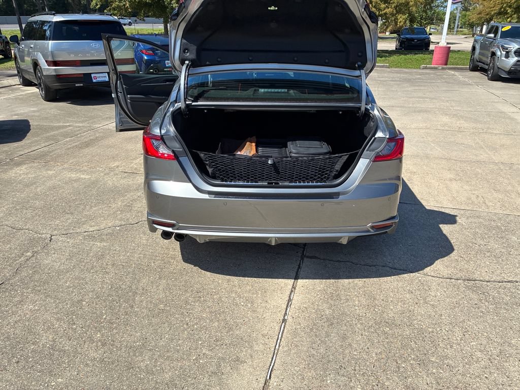 New 2026 Toyota Camry XSE FWD image 32