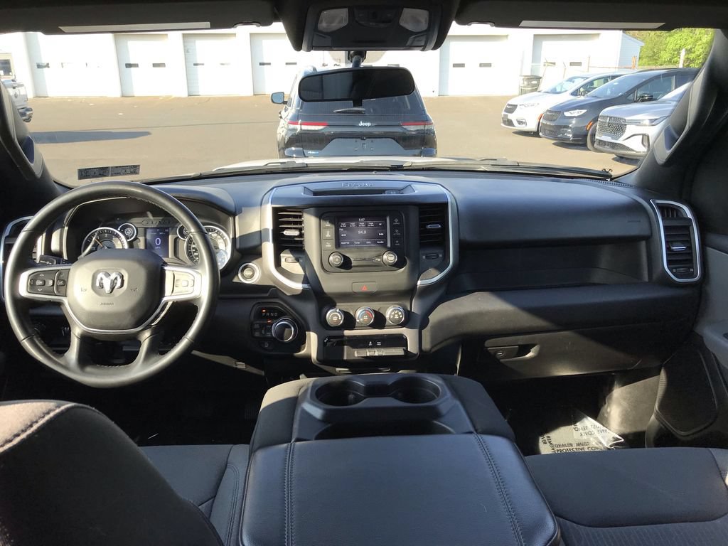 Used 2022 RAM 1500 Big Horn AWD/4WD image 18
