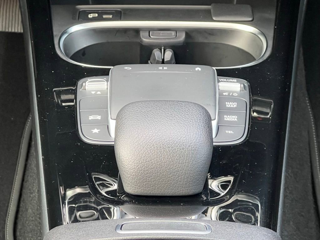 Certified 2022 Mercedes-Benz A 220 4MATIC image 21