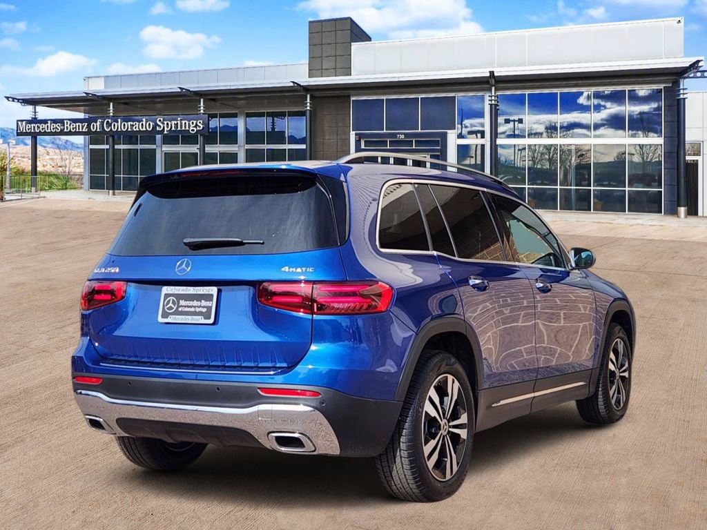 New 2026 Mercedes-Benz GLB 250 4MATIC image 5