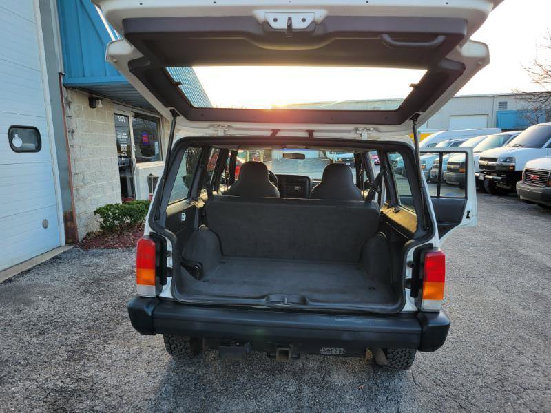 Used 2000 Jeep Cherokee SE image 32