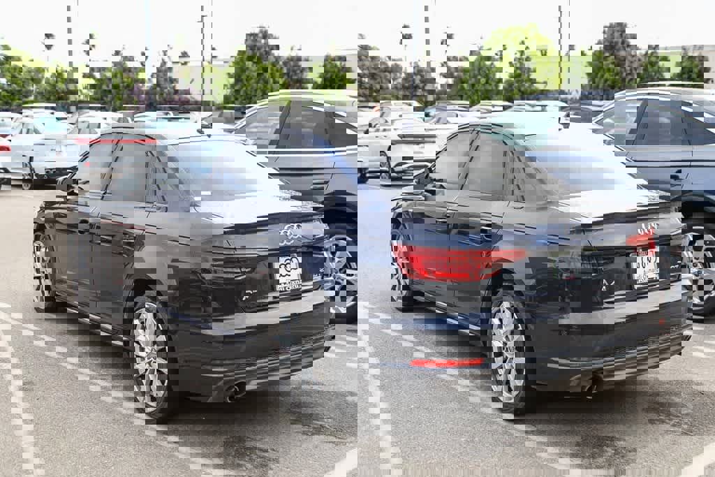 Used 2018 Audi A4 2.0T Ultra Premium w/ 18" Wheel Package image 32