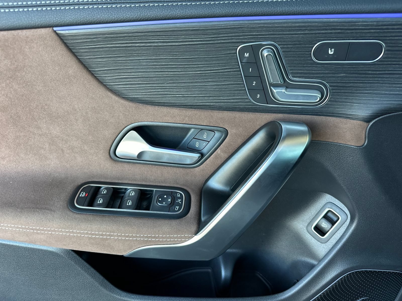 Certified 2026 Mercedes-Benz CLA 250 4MATIC image 12