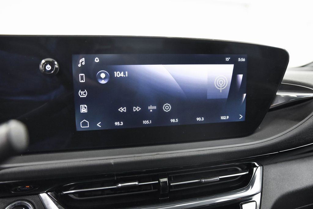 Used 2025 Buick Envista Avenir image 19