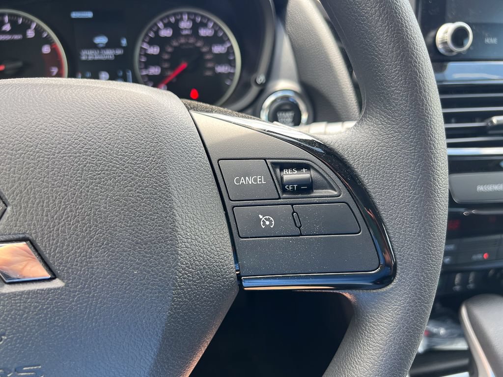 New 2026 Mitsubishi Eclipse Cross LE AWD/4WD image 17