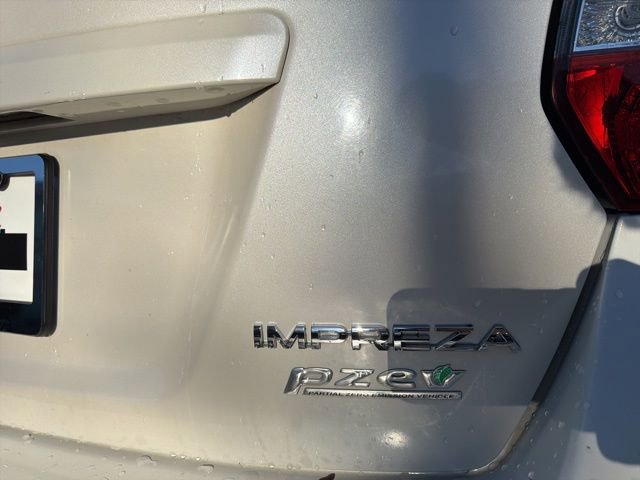 Used 2014 Subaru Impreza 2.0i Premium w/ All-Weather Package w/CVT image 7