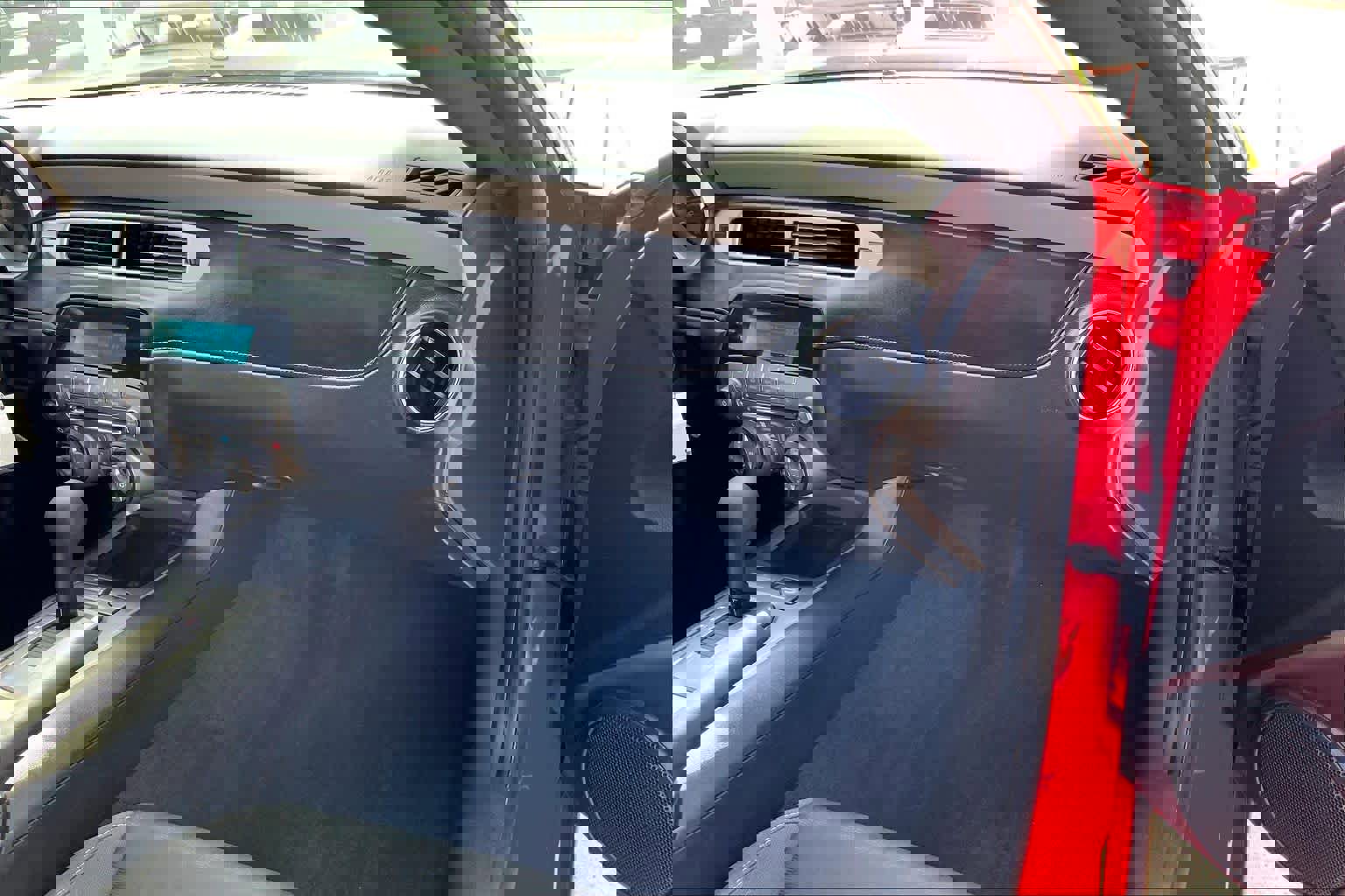 Used 2015 Chevrolet Camaro LS RWD image 15