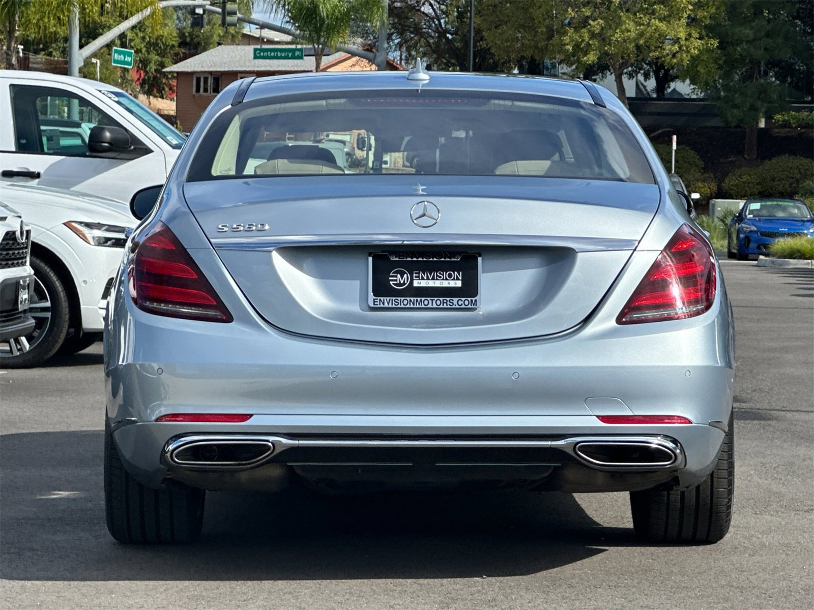 Used 2018 Mercedes-Benz S 560 Sedan image 4