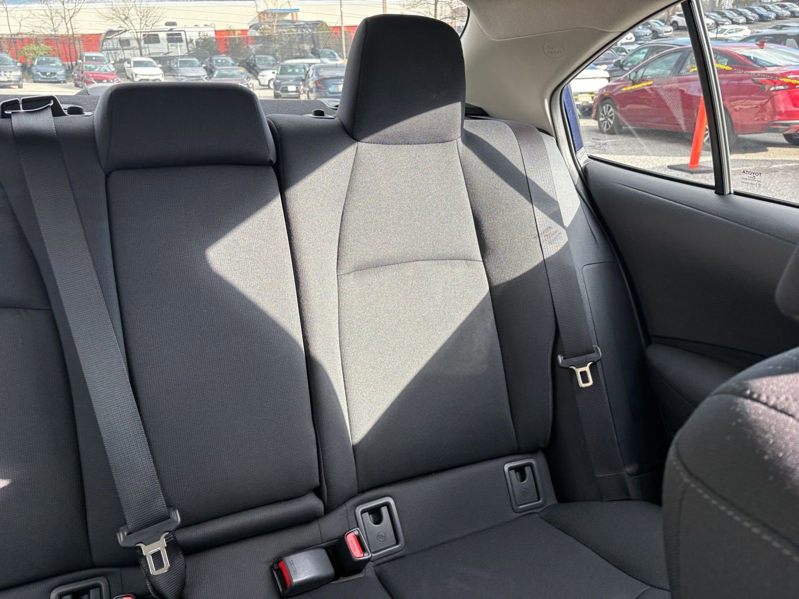 Used 2025 Toyota Corolla LE image 37