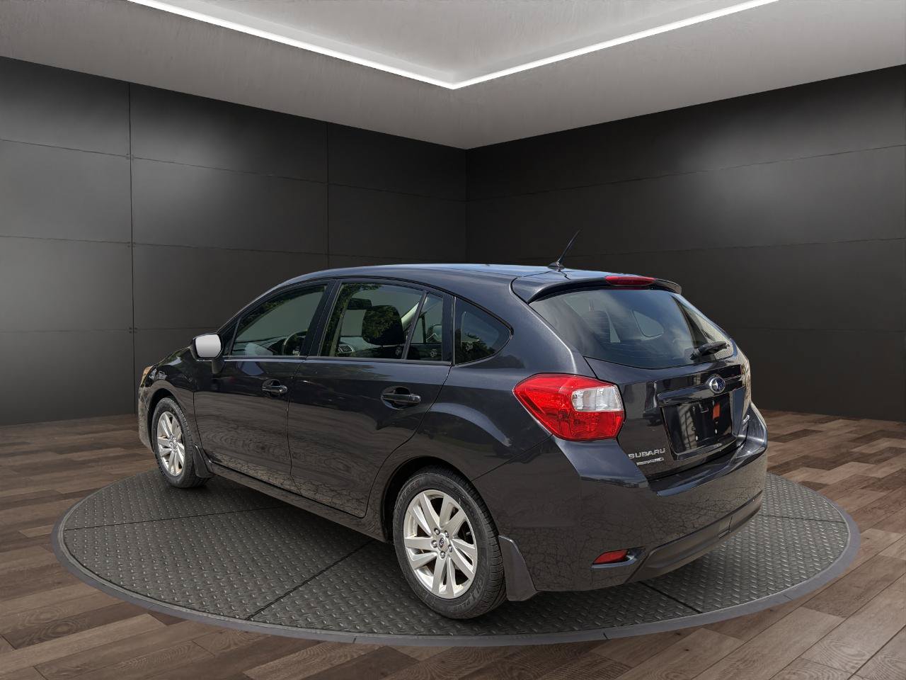 Used 2015 Subaru Impreza 2.0i Premium AWD/4WD image 6