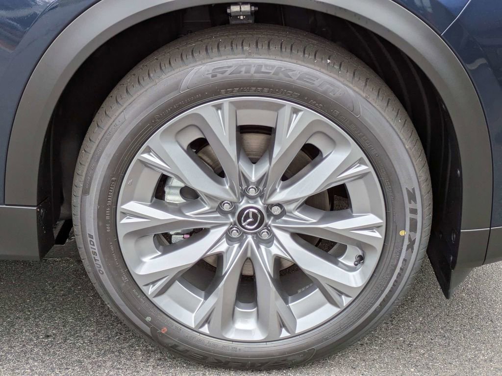 New 2026 MAZDA CX-90 Plug-In Hybrid w/ Preferred image 11