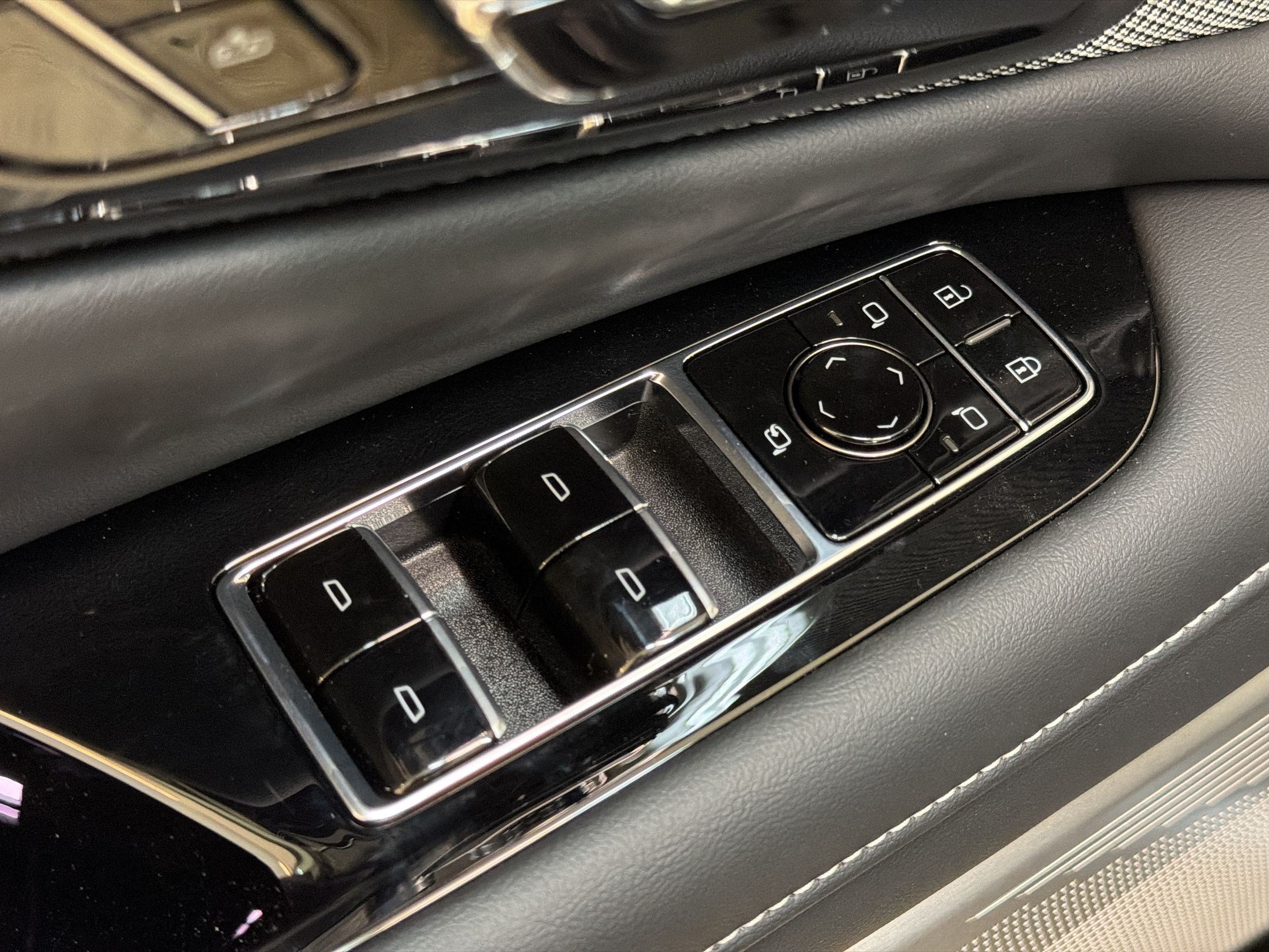 New 2027 Cadillac Optiq Sport RWD image 15