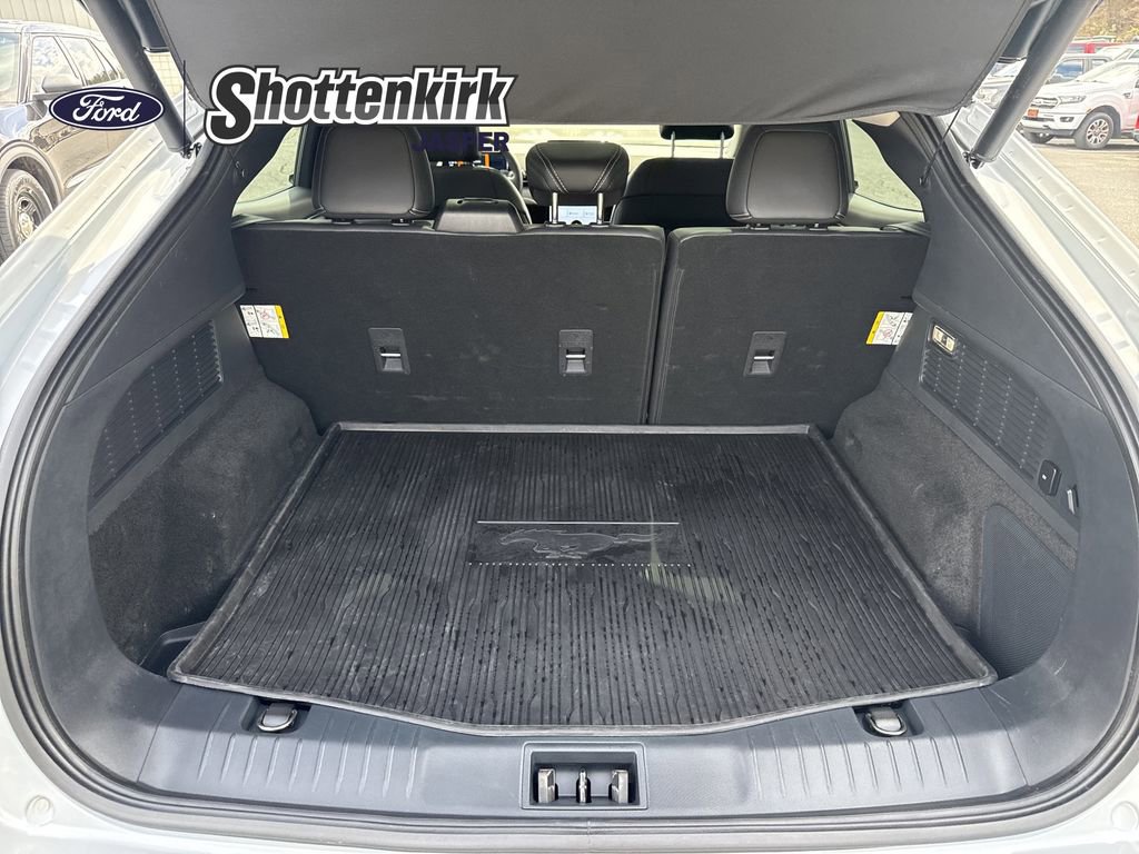 Used 2023 Ford Mustang Mach-E Premium image 18