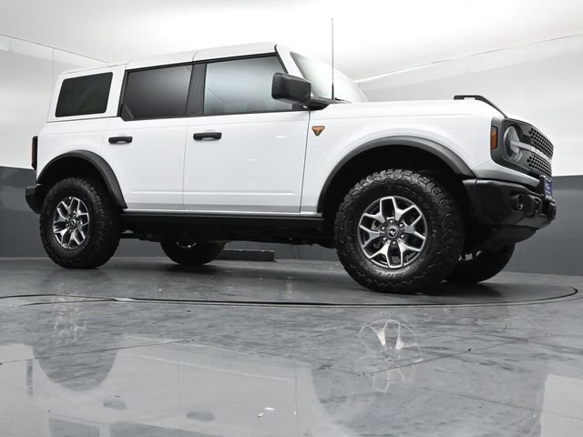 Certified 2025 Ford Bronco Badlands AWD/4WD image 35
