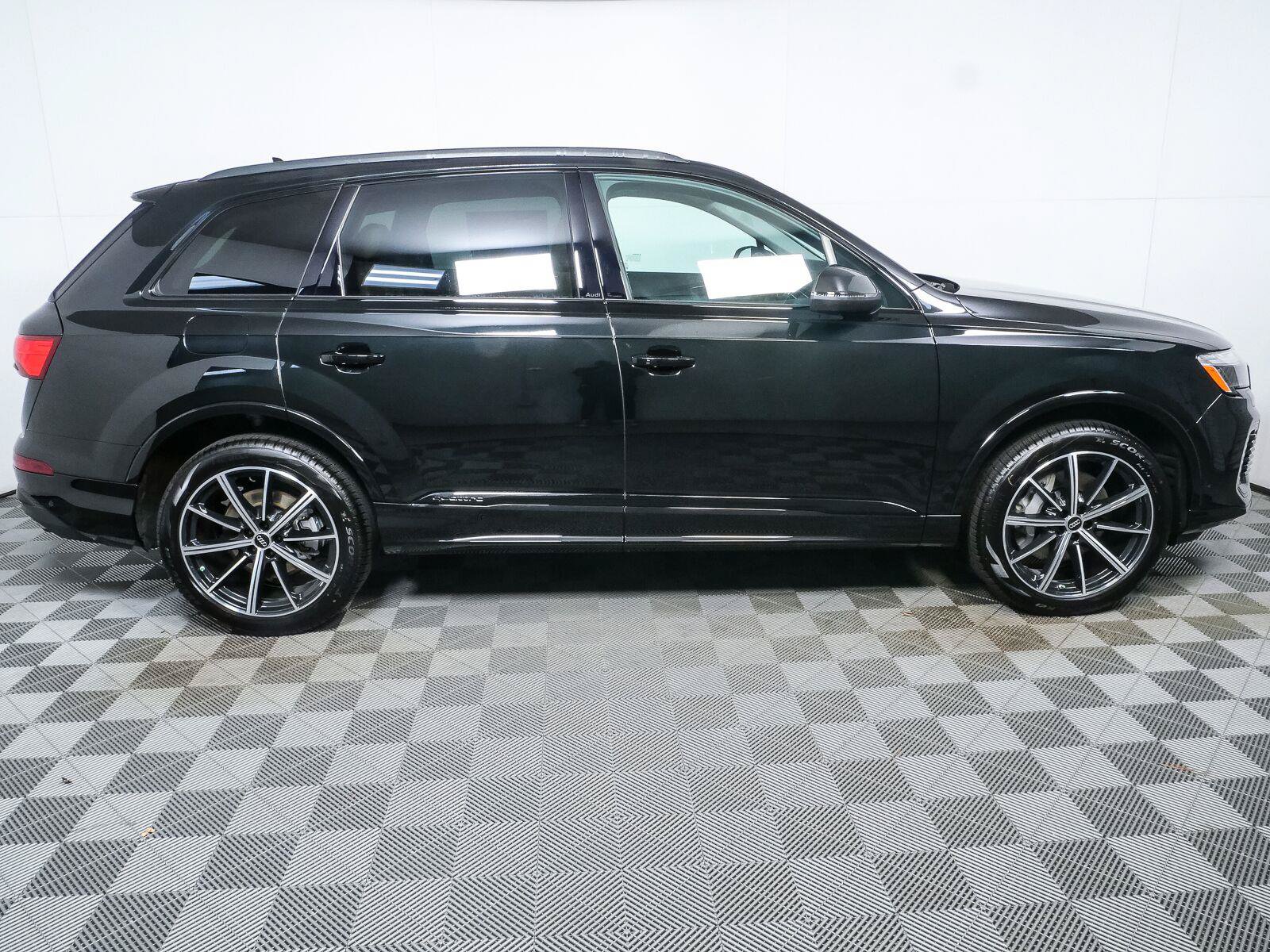 New 2026 Audi Q7 2.0T Premium Plus AWD/4WD image 2