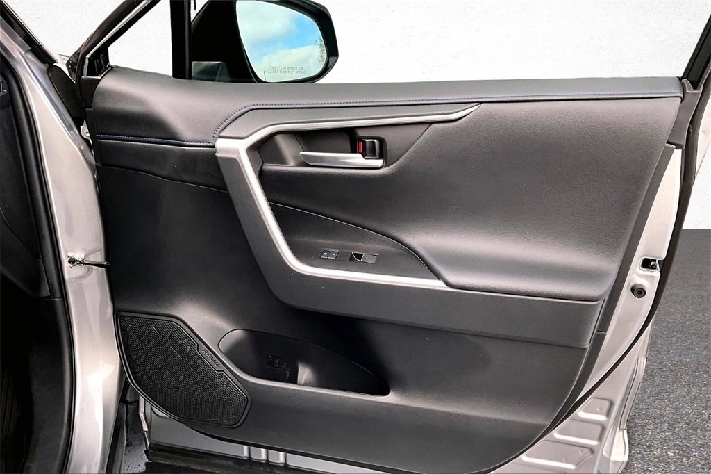 Used 2023 Toyota RAV4 XSE image 27