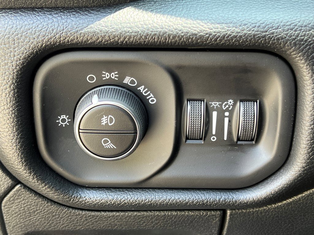 New 2026 RAM 1500 Laramie w/ Trailer Tow Group image 24