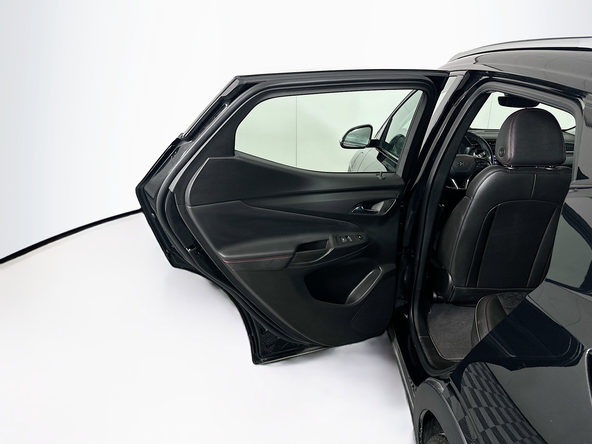 Used 2023 Chevrolet Bolt EUV Premier w/ Sun & Sound Package image 26