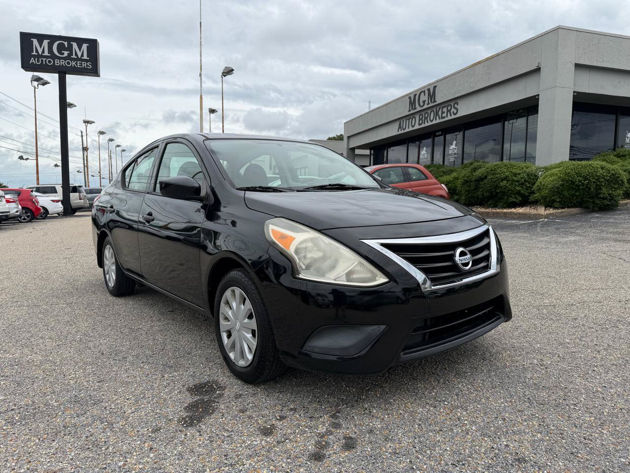 Used 2017 Nissan Versa S Plus FWD image 20