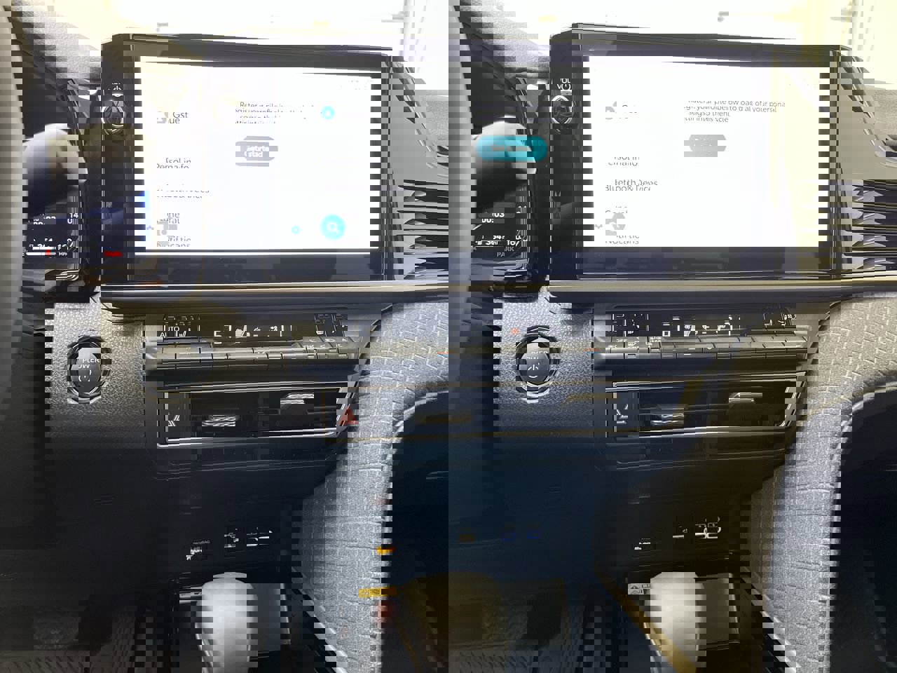 Used 2025 Toyota Camry XLE image 17