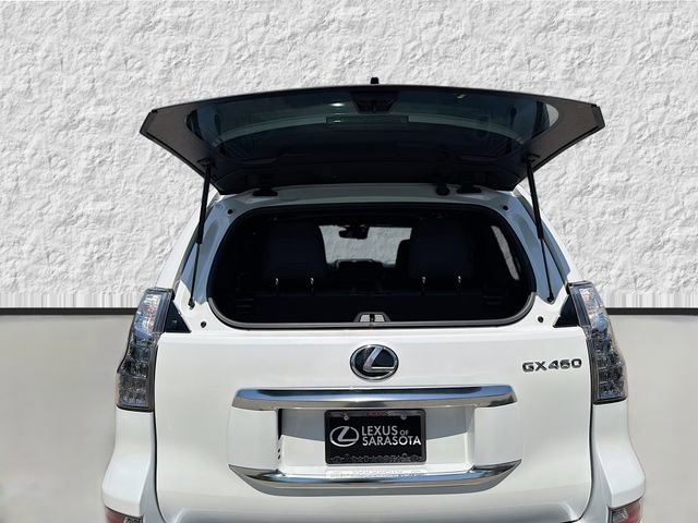 Used 2020 Lexus GX 460 Premium w/ Premium Package image 46