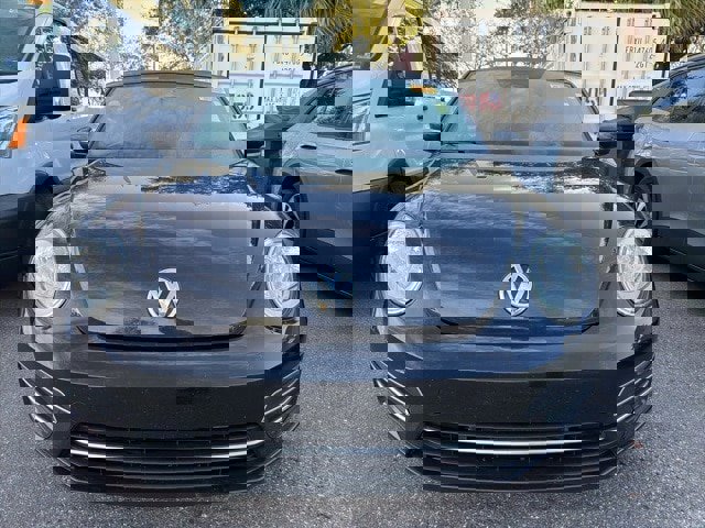 Used 2018 Volkswagen Beetle 2.0T S image 3