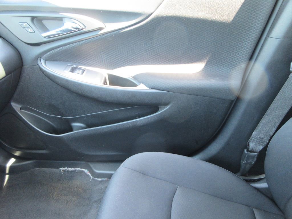 Used 2024 Chevrolet Malibu LT FWD image 32