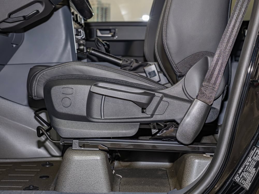 New 2025 INEOS Grenadier Station Wagon AWD/4WD image 15
