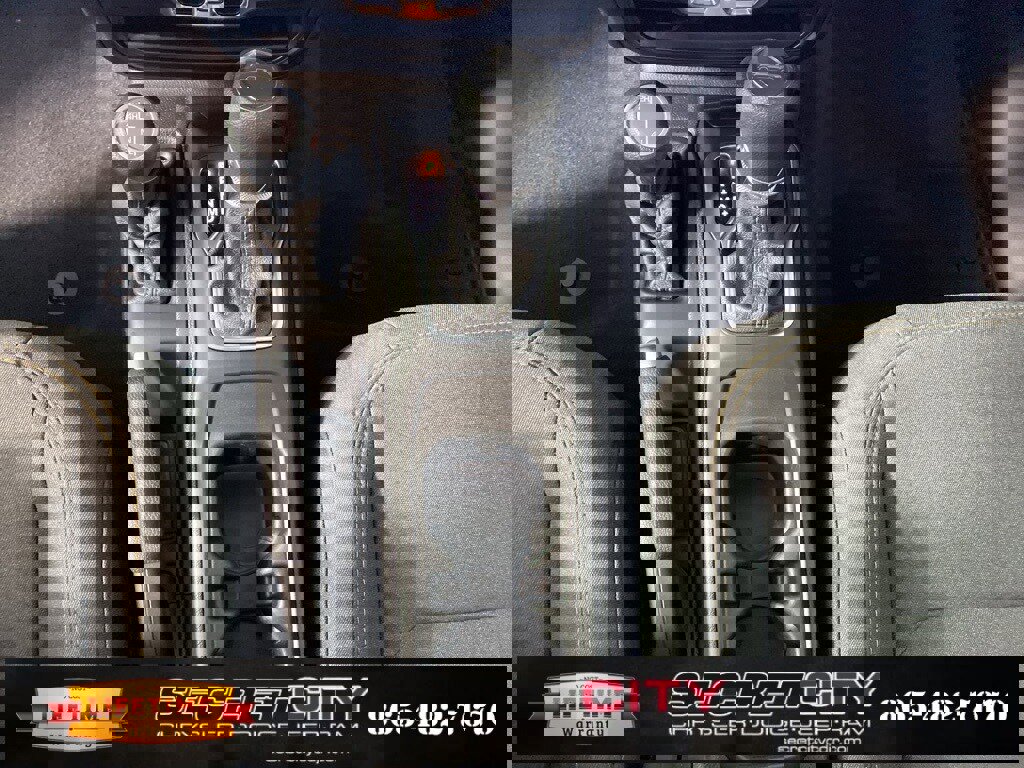 New 2025 Jeep Gladiator Sport image 23