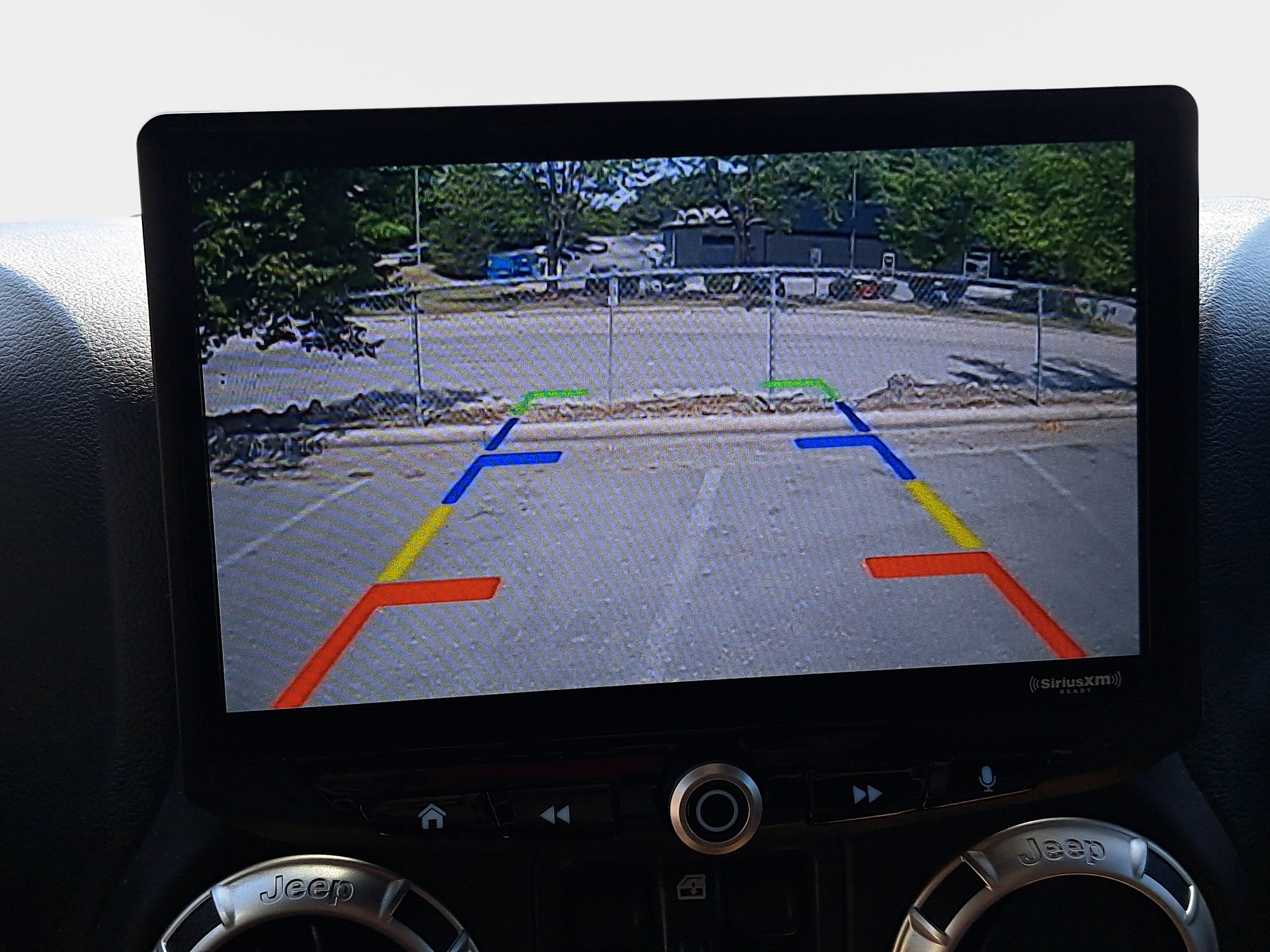 Used 2016 Jeep Wrangler Unlimited Rubicon w/ Connectivity Group image 20