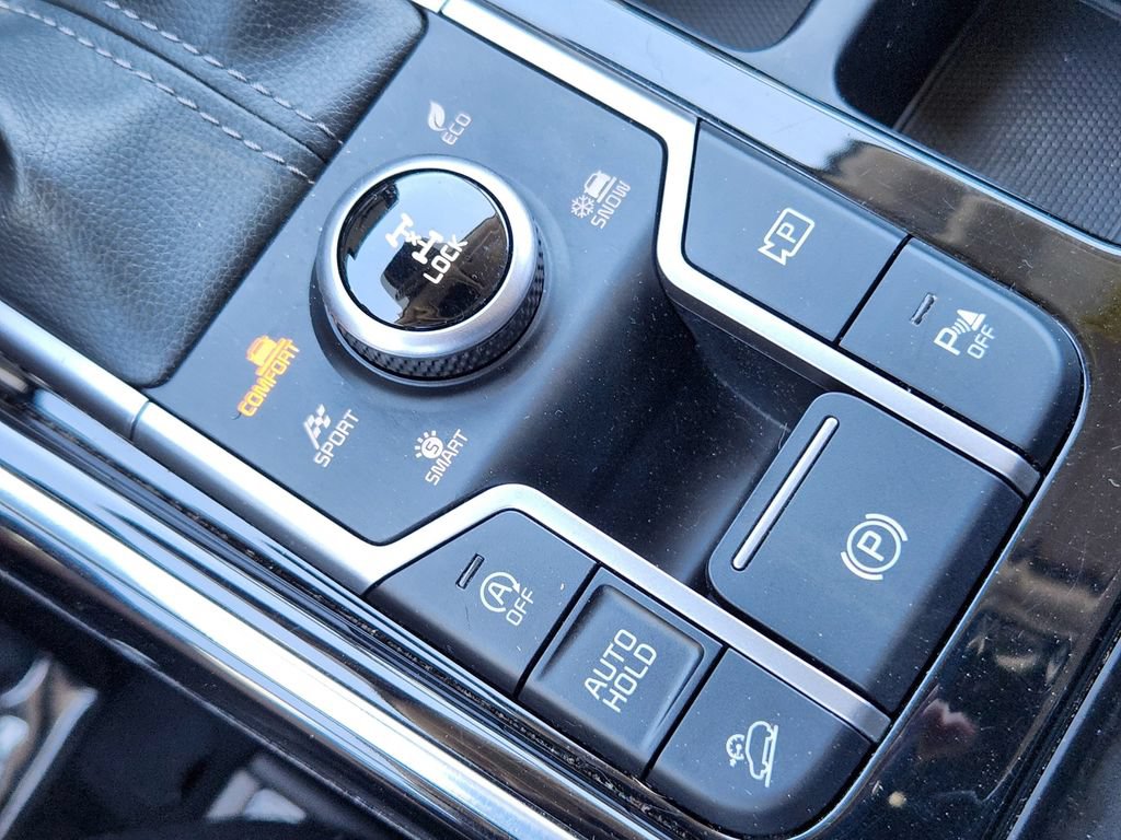 Certified 2023 Kia Sorento SX AWD/4WD image 30