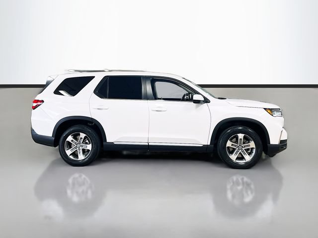 Used 2023 Honda Pilot EX-L image 8