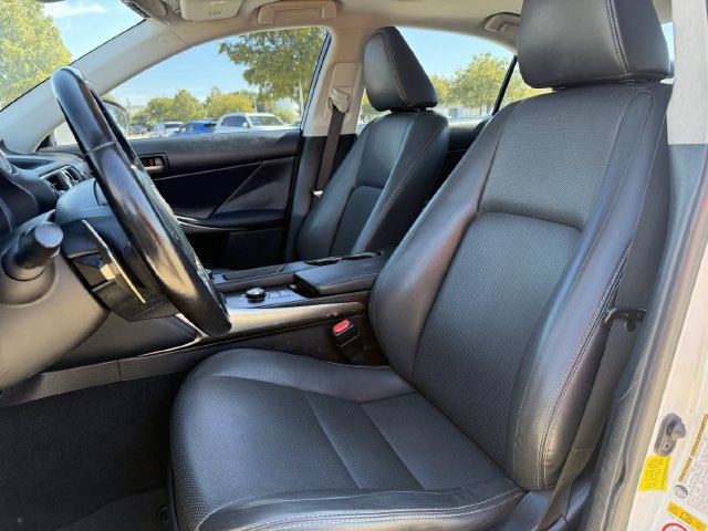 Used 2017 Lexus IS 200t RWD image 23