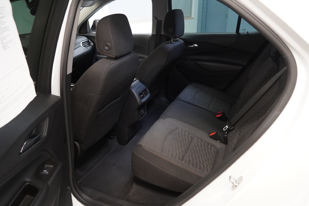 Used 2021 Chevrolet Equinox LT FWD image 18