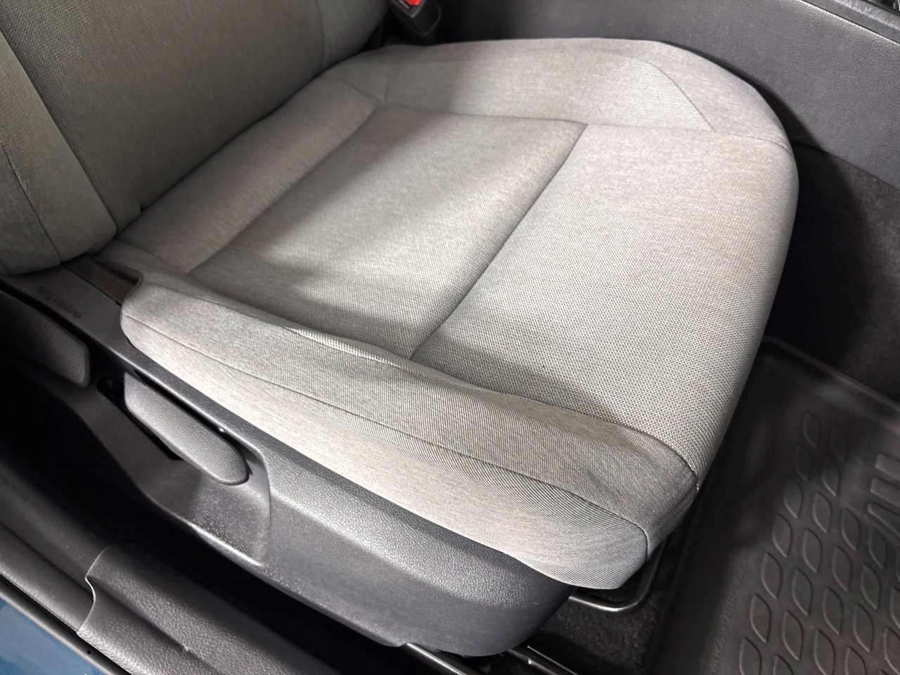 Used 2026 Toyota Camry LE FWD image 28